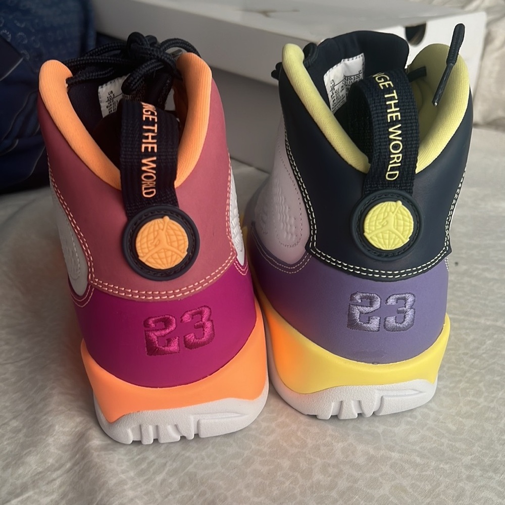 WMNS sneakers 10.5 jordan 9s - Picture 4 of 8